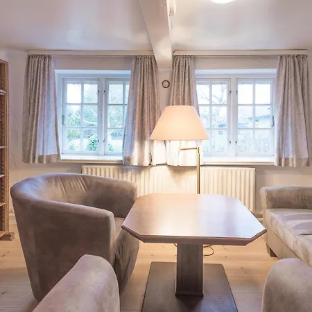 Reetdachhaus Zur Sandkuhle * Ostenfeld (Nordfriesland)
